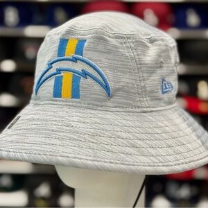 New Era Los Angeles Chargers Bucket Hat | Silver / Blue Under Brim